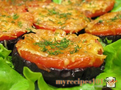 Baked eggplants with tomatoes and cheese